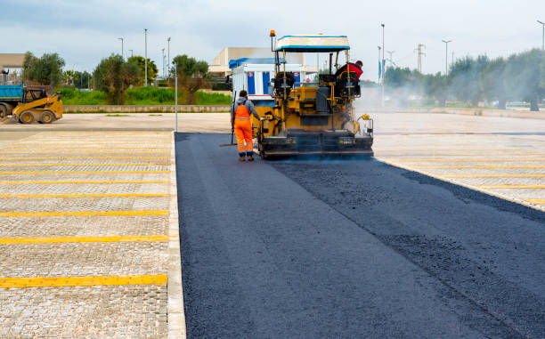 Best Concrete Driveway Installation  in Marengo, IL